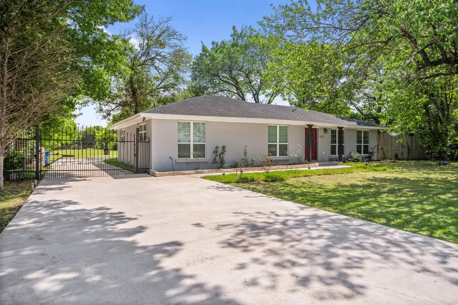 1112 W Pleasant Run Road #D, Desoto, TX 75115 - #2