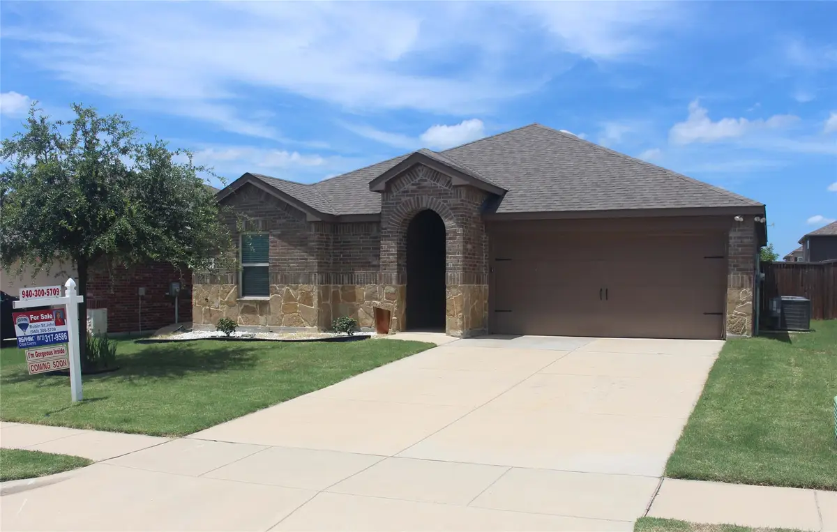 825 Alton Drive, Aubrey, TX 76227 - #1