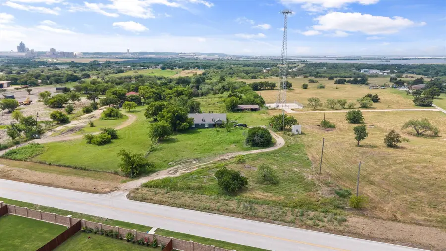 3704 Old Fort Worth Road, Midlothian, TX 76065 - #3