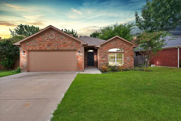 10513 Fossil Hill Drive, Fort Worth, TX 76131