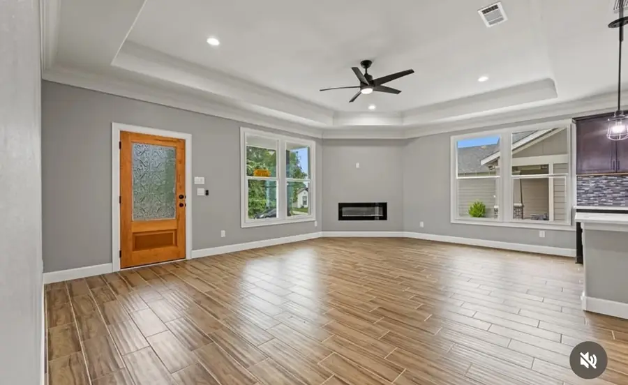 1310 Bessie Street, Fort Worth, TX 76104 - #3