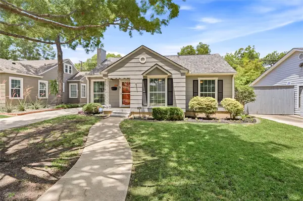 4424 Calmont Avenue, Fort Worth, TX 76107