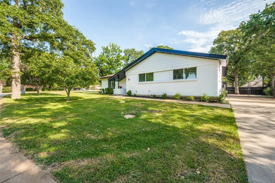 740 Bedford, Hurst, TX 76053 - #2