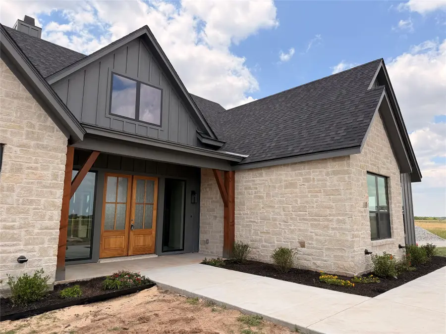 495 High Meadow, Elm Mott, TX 76640 - #2