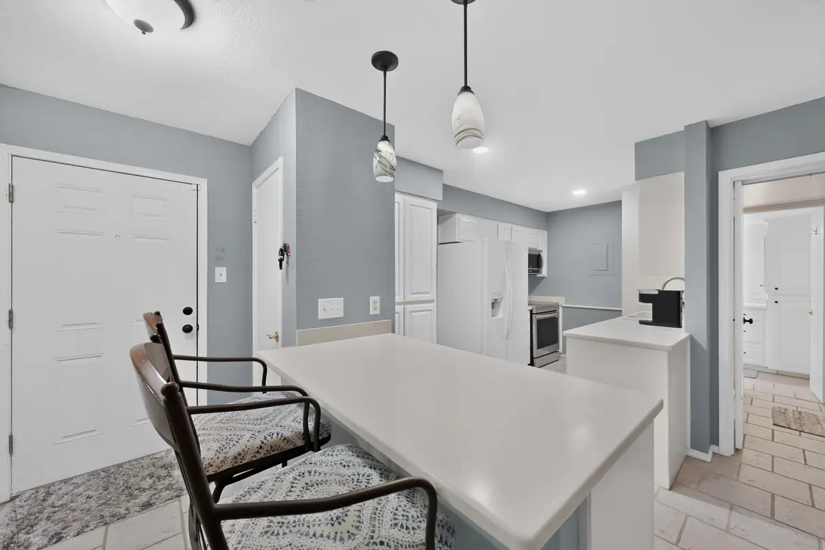 4028 Ridglea Country Club Drive #804, Fort Worth, TX 76126 - #1