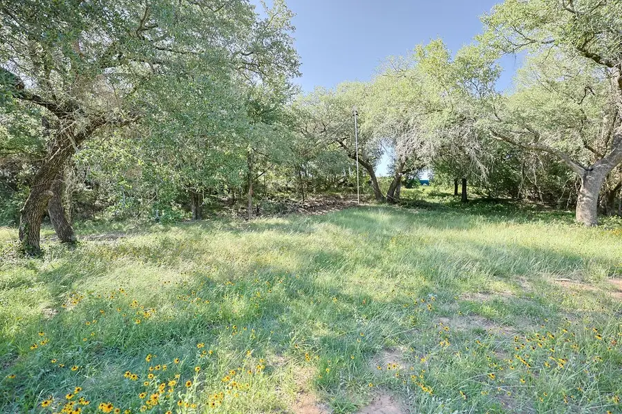 15 Waterwood Loop, Mineral Wells, TX 76067 - #2