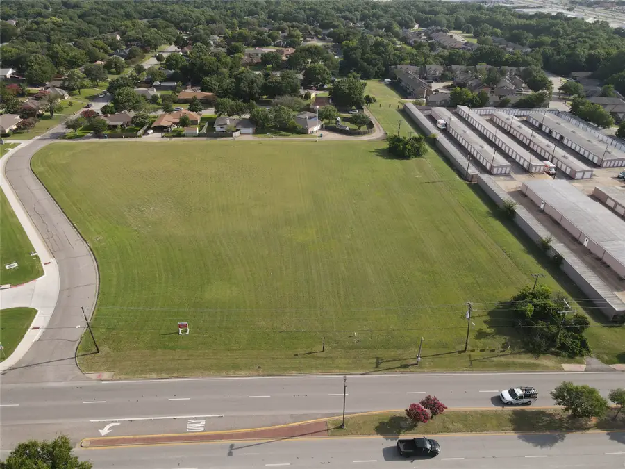 1101 E Belt Line Road, Desoto, TX 75115 - #2