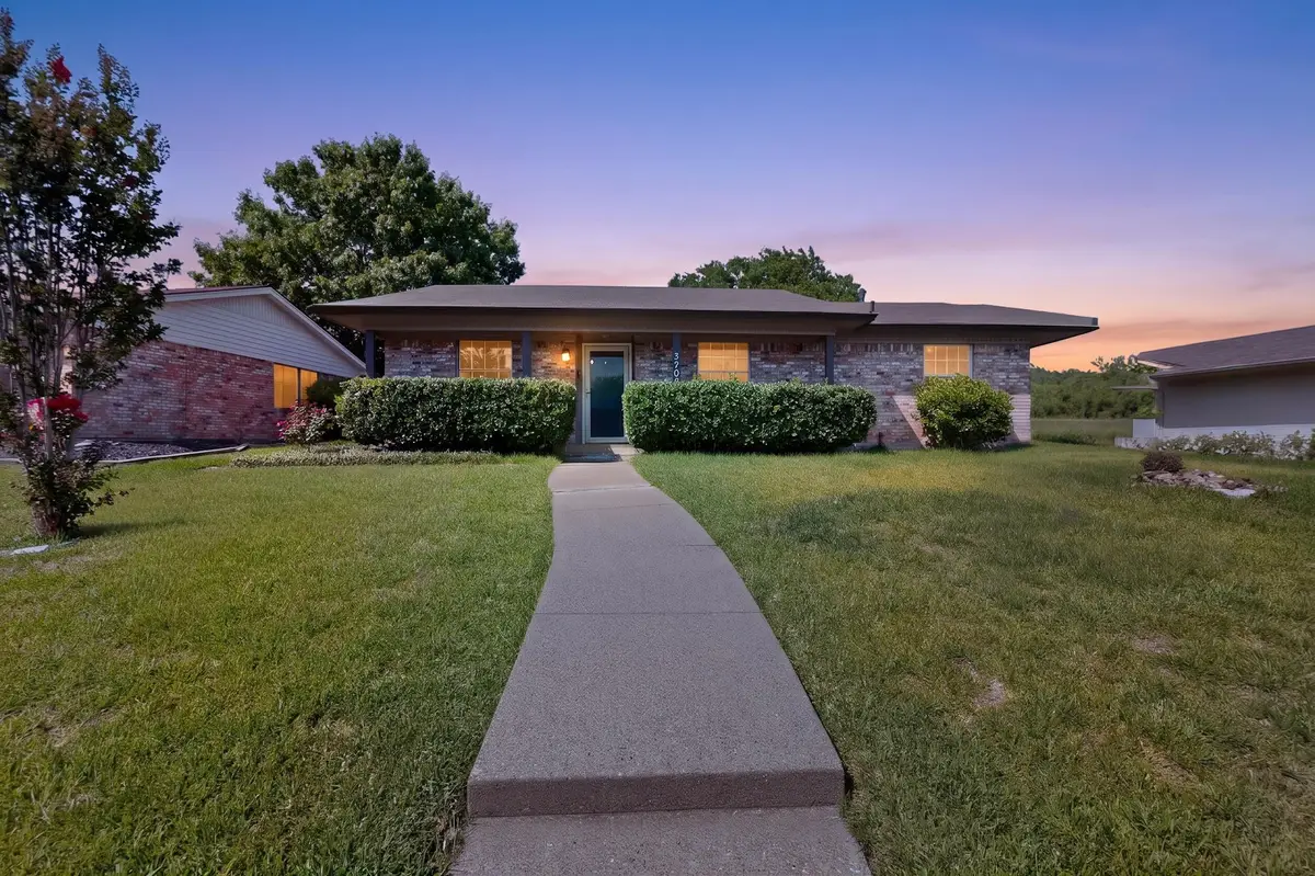 2709 Laramie Street, Irving, TX 75062 - #1