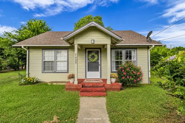 1020 Fisher Street, Bellmead, TX 76705