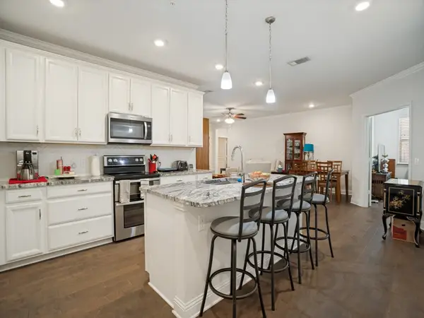 651 N Watters Road #8206, Allen, TX 75013