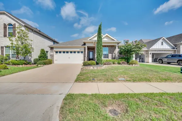 1104 Garden Grove Lane, Forney, TX 75126