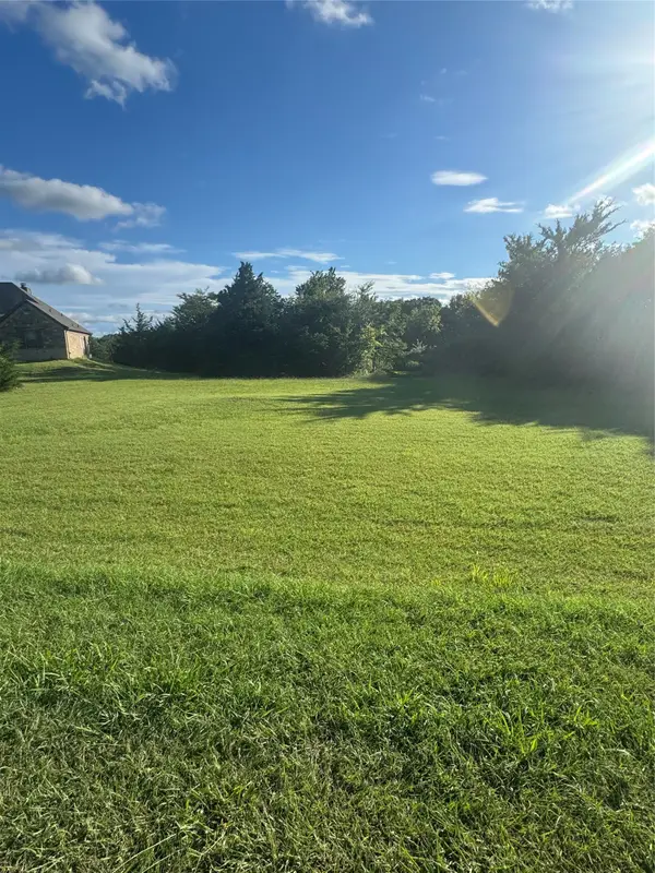 5372 Waters Edge, Quinlan, TX 75474