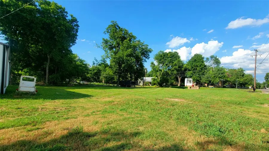 805 S Walnut, Clarksville, TX 75426 - #3