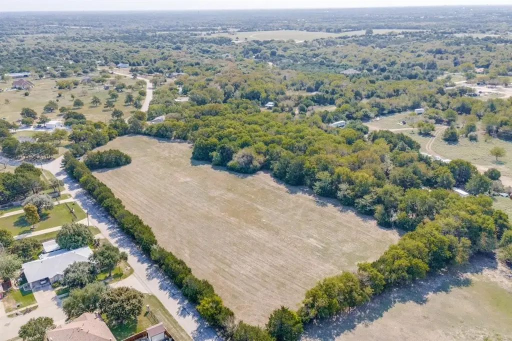 710 Windy Lane, Cedar Hill, TX 75104 - #1