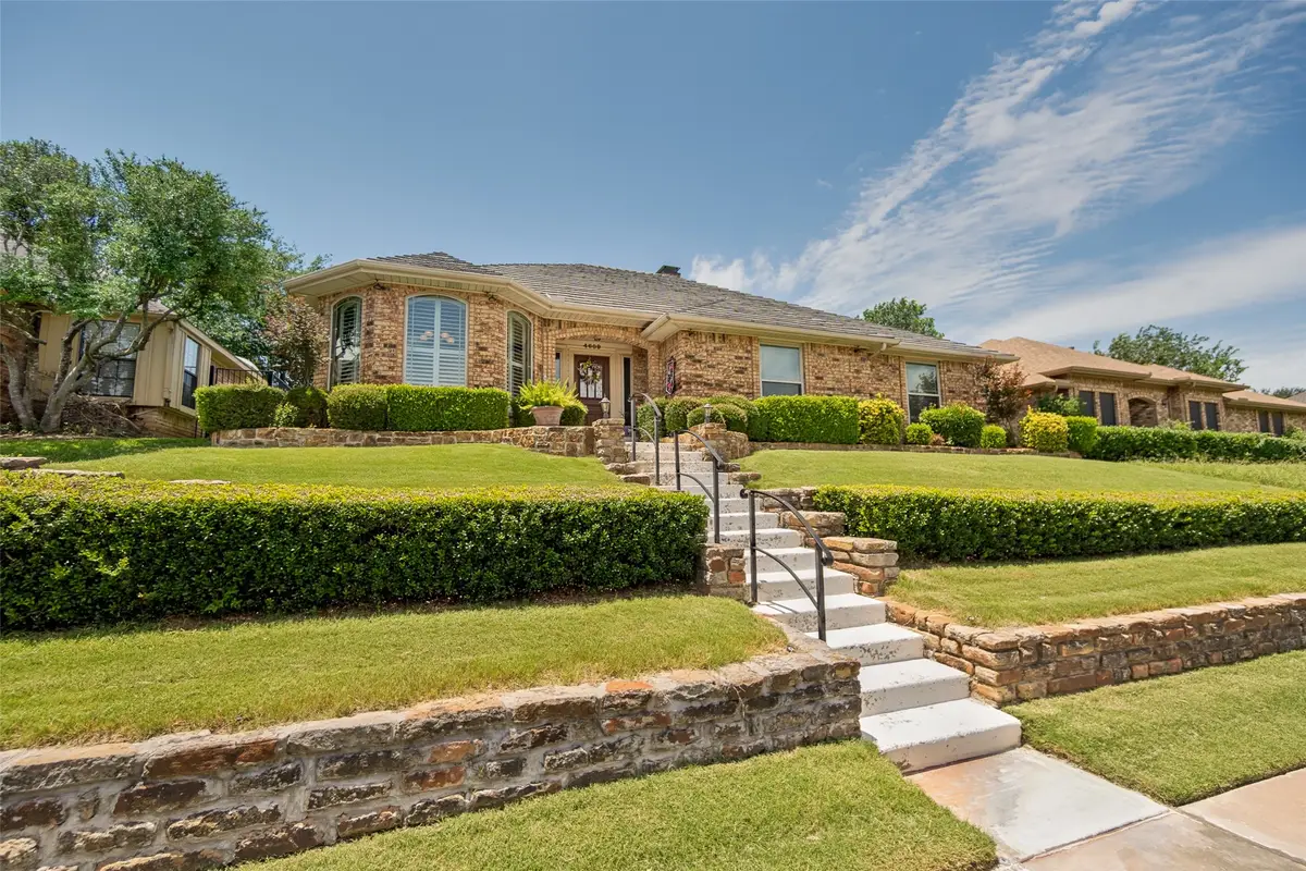 4609 Silverthorn Drive, Mesquite, TX 75150 - #1
