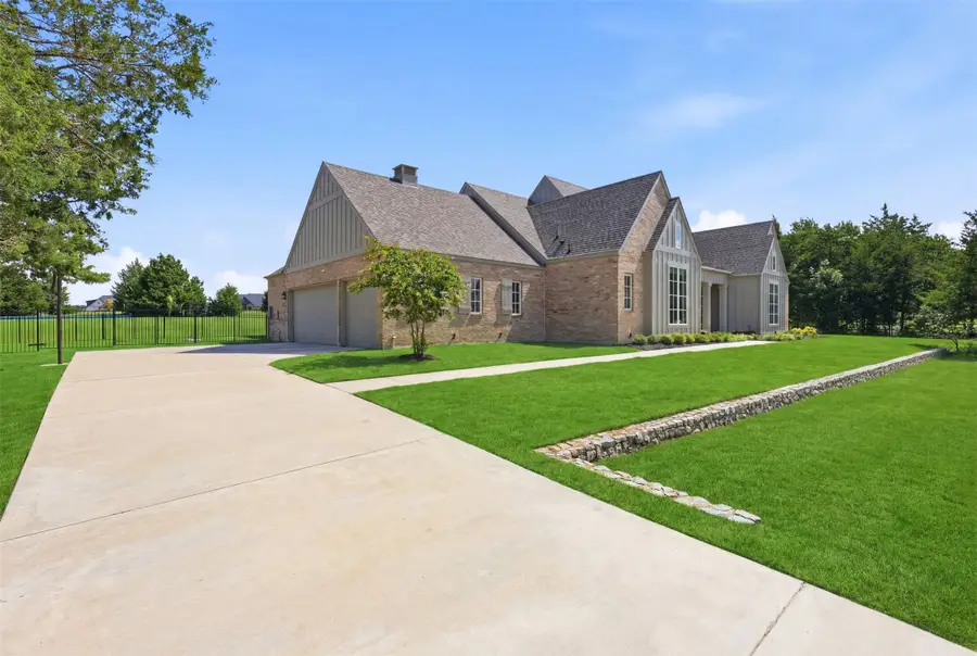 425 Abagail Lane, Van Alstyne, TX 75495 - #3