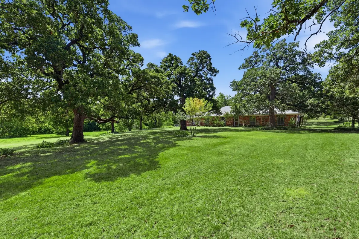 101 Colonial Parkway, Burleson, TX 76028 - #1