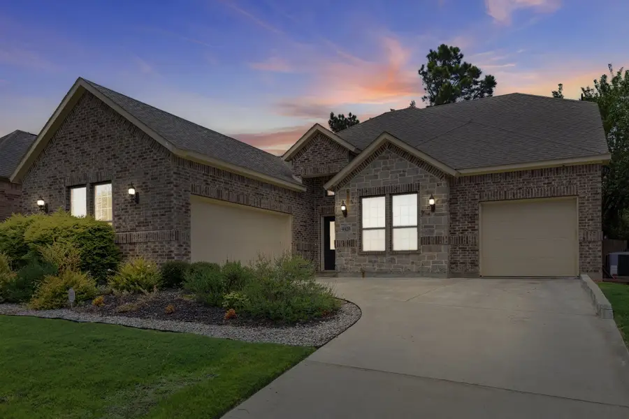 4428 Terraview Drive, Arlington, TX 76001 - #2
