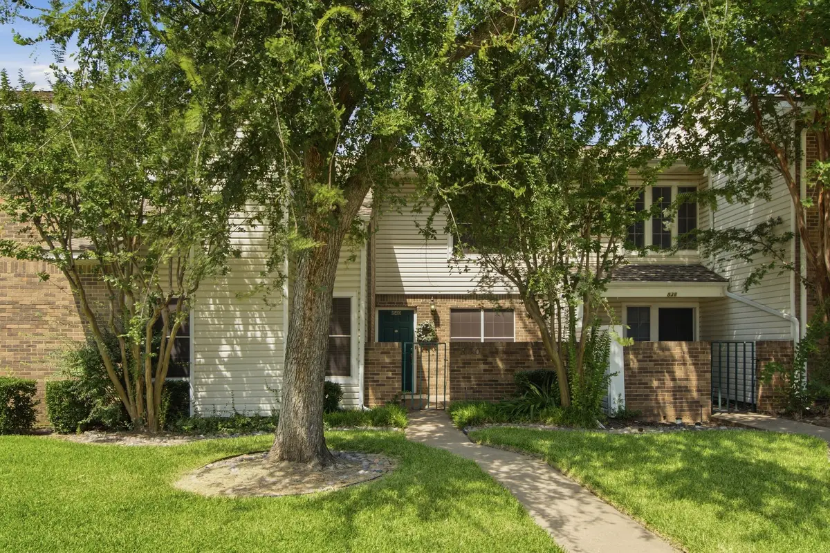 840 Creekside Drive, Lewisville, TX 75067 - #1