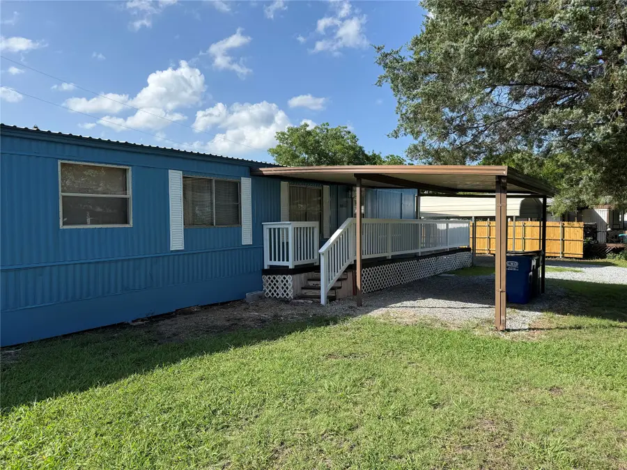 242 Cobb Avenue, Van Alstyne, TX 75495 - #3
