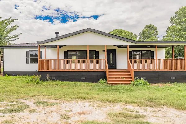 153 Clay Court, Springtown, TX 76082