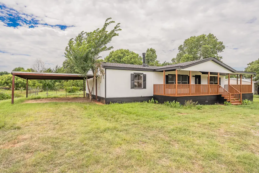 153 Clay Court, Springtown, TX 76082 - #3