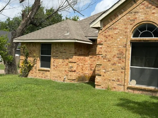 1500 E 6th Avenue, Corsicana, TX 75110 - #1
