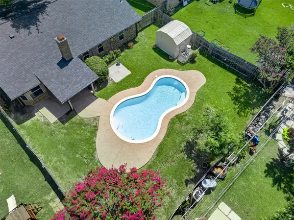 8237 Saint Patrick Street, North Richland Hills, TX 76180