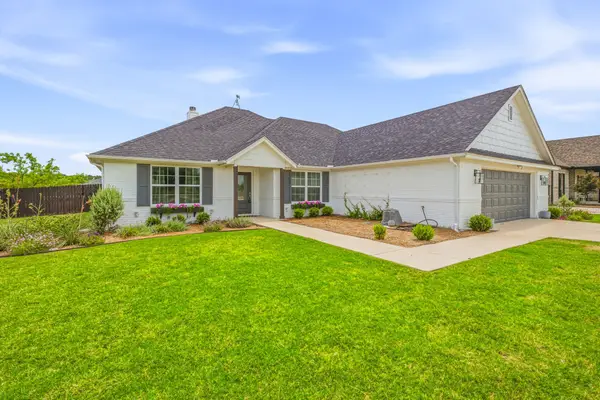 12417 Kollmeyer Way, Fort Worth, TX 76126