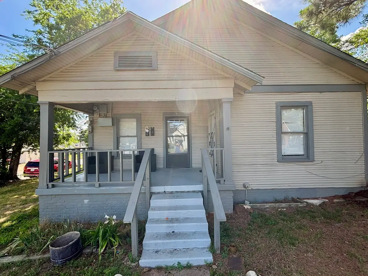 1120 S Donnybrook Avenue, Tyler, TX 75701 - #1