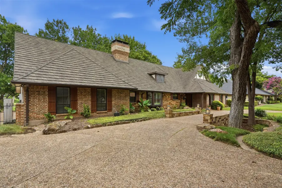 3805 Hollow Creek Road, Benbrook, TX 76116 - #3