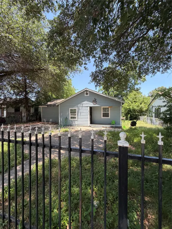 3717 Childress Street, Fort Worth, TX 76119