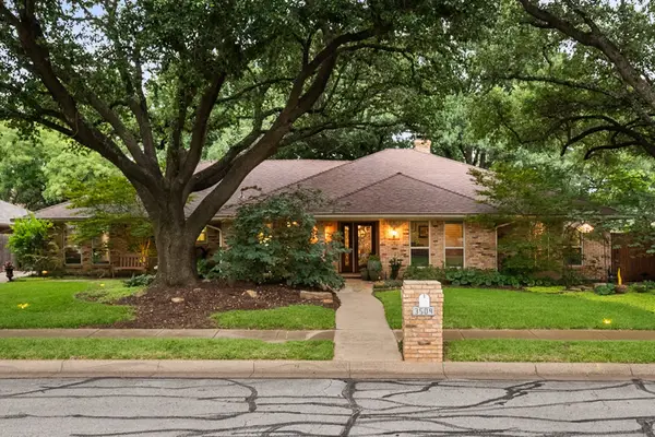 3509 Lake Champlain Drive, Arlington, TX 76016