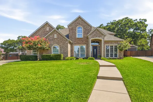 710 Knott Court, Euless, TX 76039