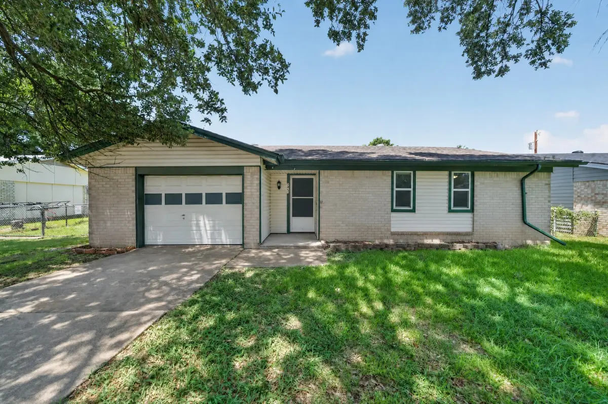 2461 Lisa Street, Grand Prairie, TX 75051 - #1