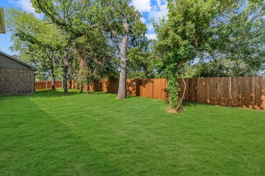241 Gardenia Drive, Azle, TX 76020 - #2