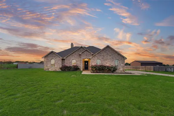 3408 Chinaberry Lane, Joshua, TX 76058