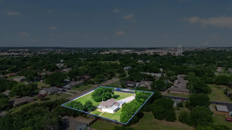 620 W Main Street, Crowley, TX 76036 - #2
