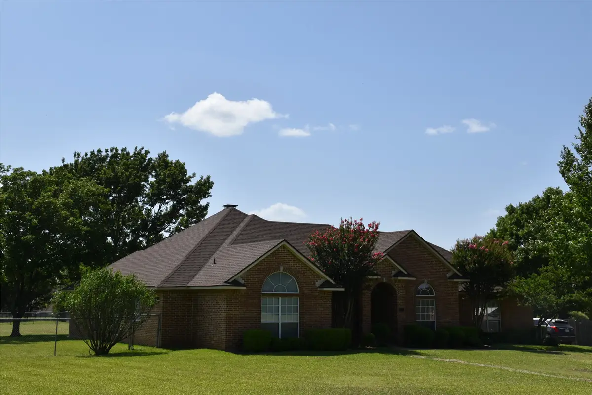 4017 Windmill Ridge Circle, Red Oak, TX 75154 - #1