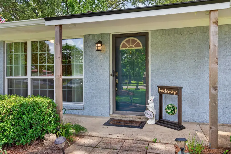 124 Lawrence Drive, Haughton, LA 71037 - #2