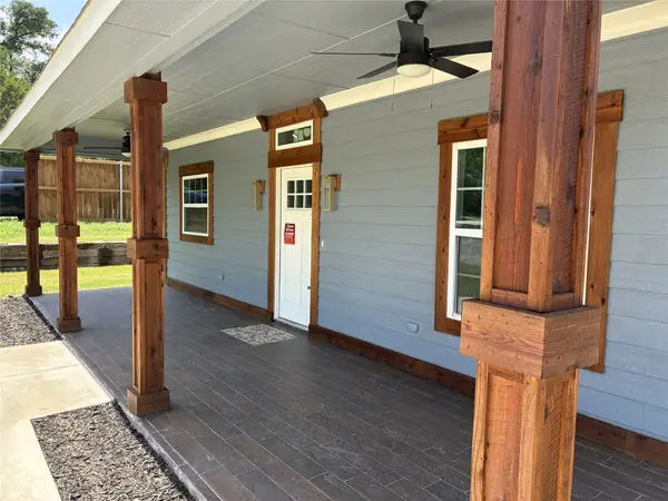 800 Crow Court, Granbury, TX 76048