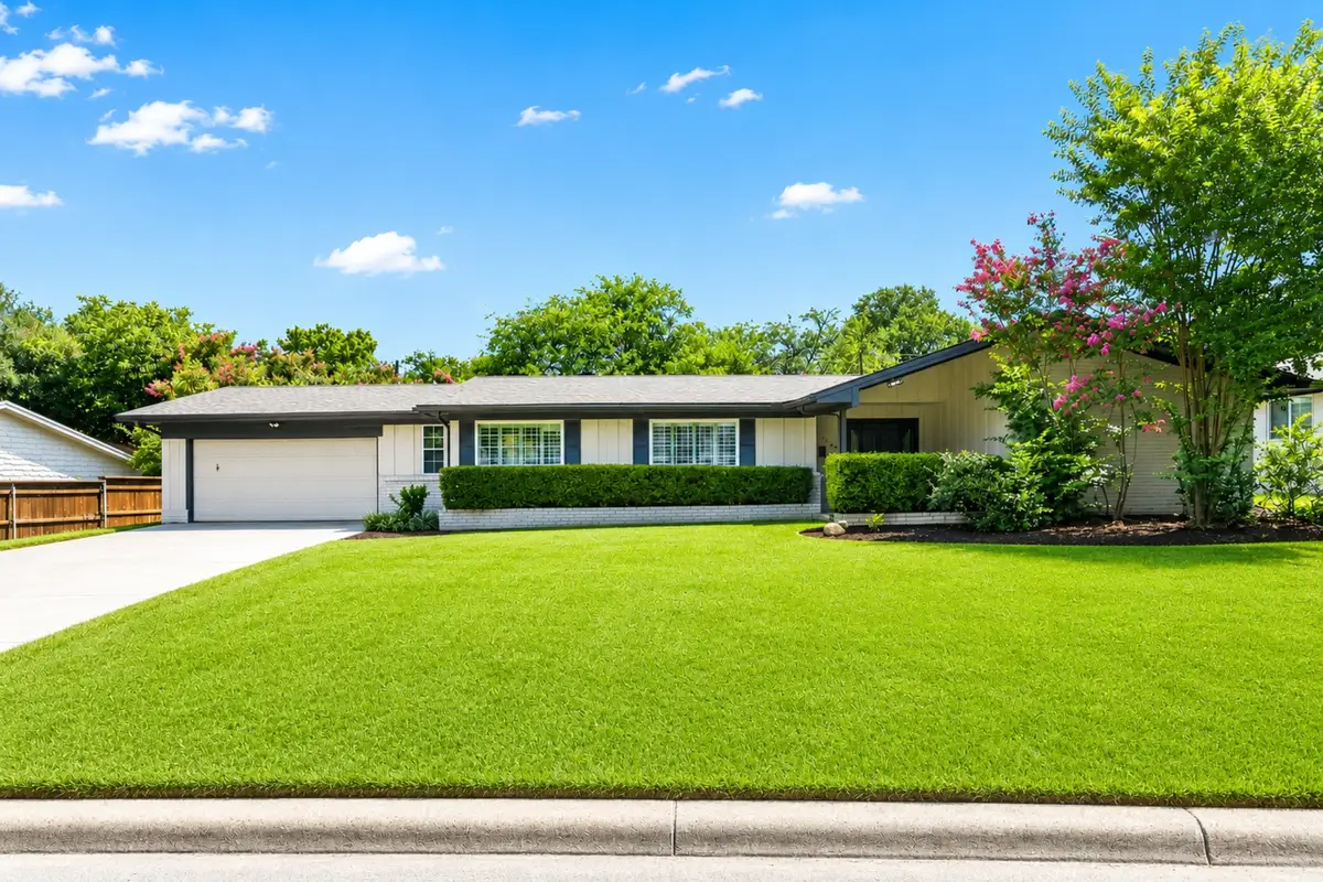4348 Selkirk Drive W, Fort Worth, TX 76109 - #1