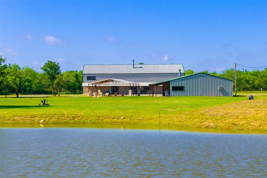 911 N Avenue C, Olney, TX 76374 - #2
