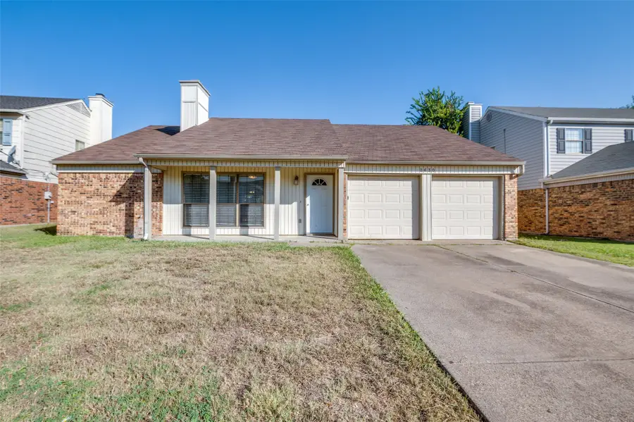2630 Remmington Drive, Grand Prairie, TX 75052 - #3