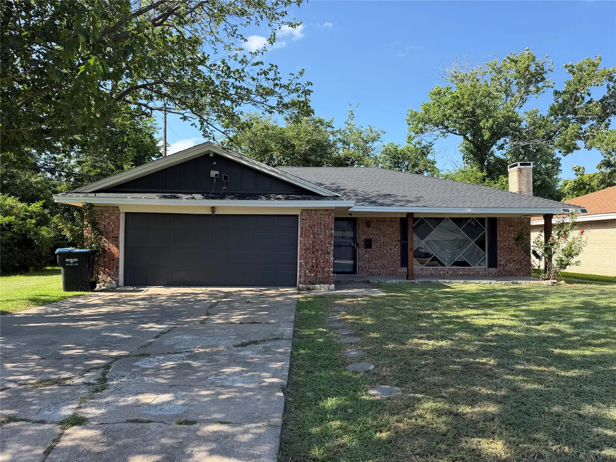 2406 W Broadview Street, Greenville, TX 75402 - #1