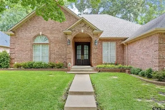 1413 Holly Creek Drive, Tyler, TX 75703