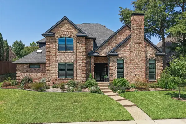 2121 Clearspring Drive S, Irving, TX 75063
