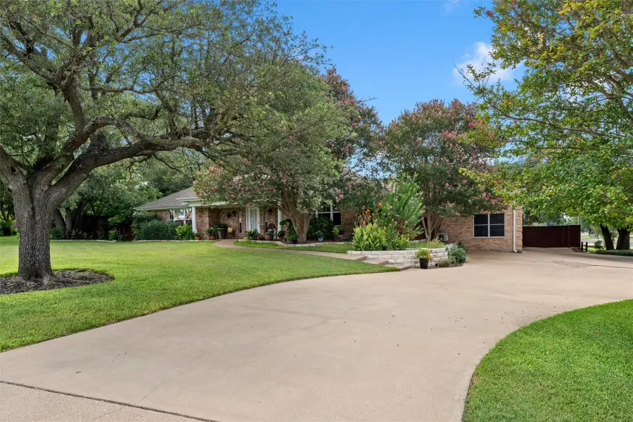 3401 Summit Circle, Belton, TX 76513 - #3