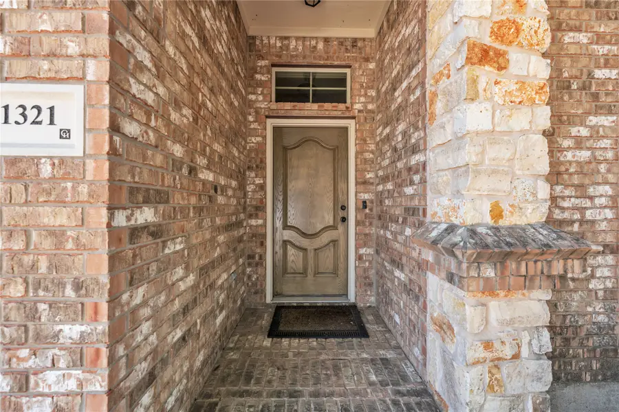 1321 Lauren Lane, Granbury, TX 76048 - #2