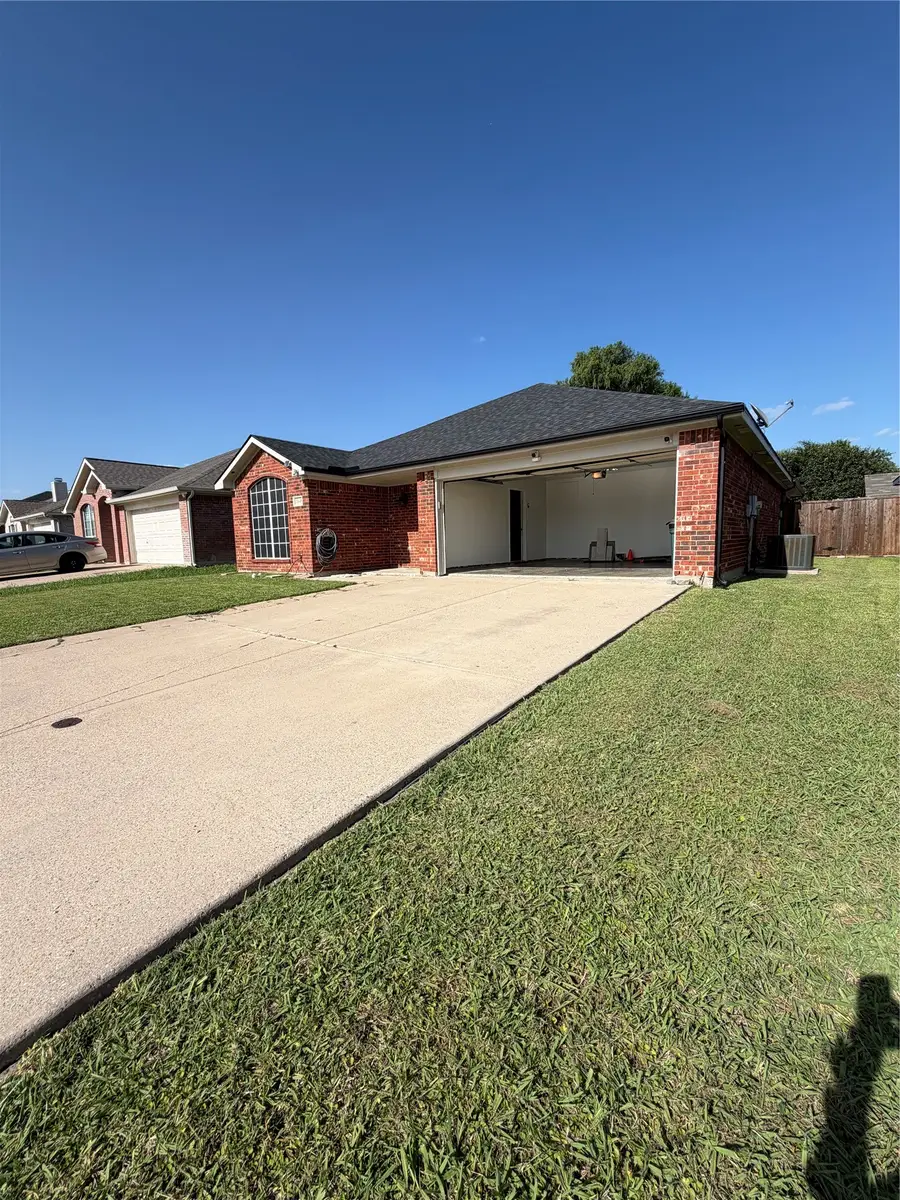 2648 Carmen Drive, Grand Prairie, TX 75052 - #3